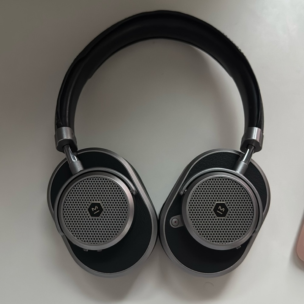 Master and Dynamic over the ear headphones (M&D 65)